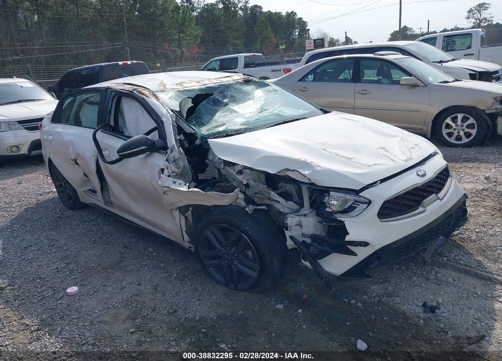2020 KIA FORTE GT LINE VIN: 3KPF34AD2LE194973