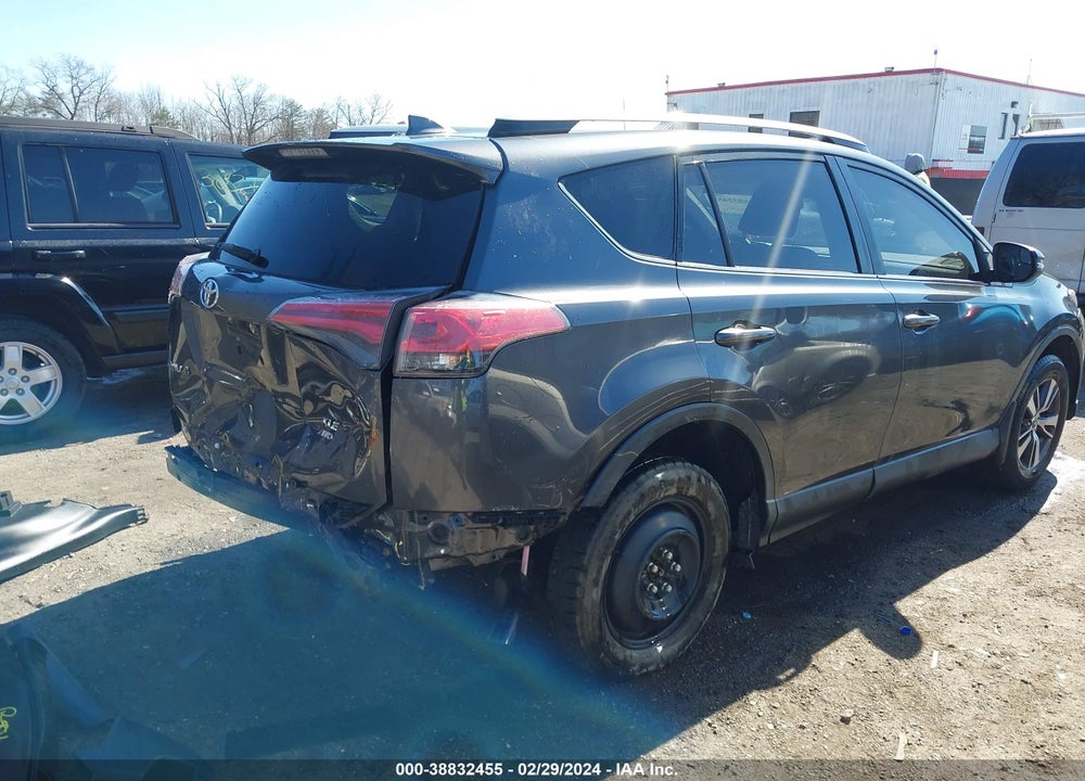 2017 TOYOTA RAV4 XLE VIN: JTMRFREV7HD198854