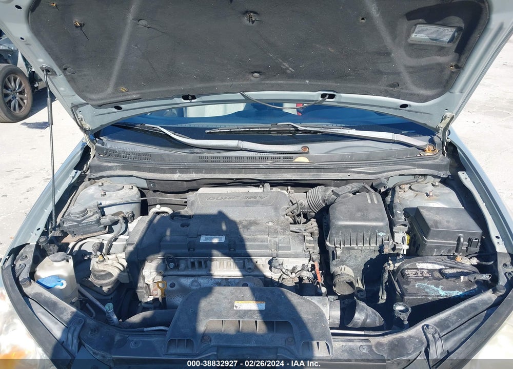 2010 HYUNDAI ELANTRA GLS VIN: KMHDU4AD6AU882084