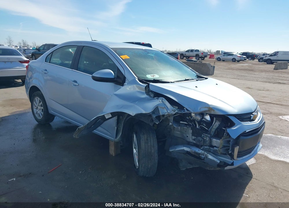 2018 CHEVROLET SONIC LT AUTO VIN: 1G1JD5SH7J4117263
