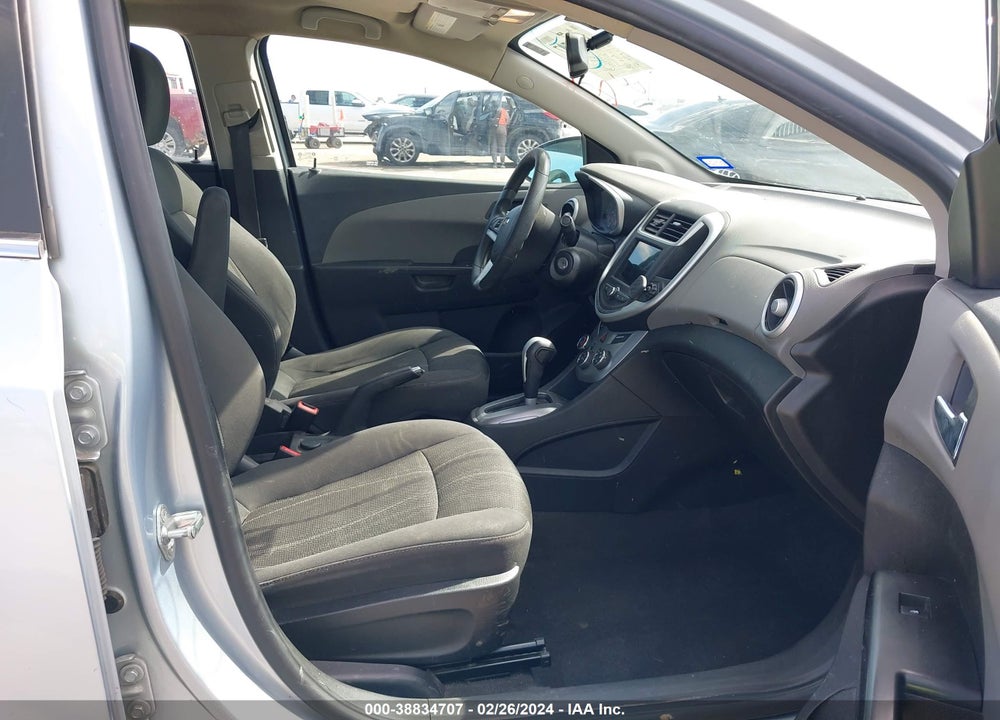 2018 CHEVROLET SONIC LT AUTO VIN: 1G1JD5SH7J4117263