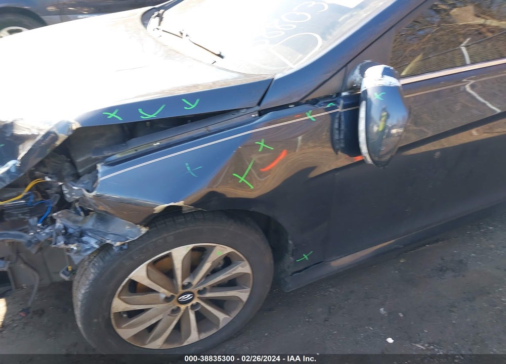 2014 HYUNDAI SONATA LIMITED VIN: 5NPEC4AC2EH882246