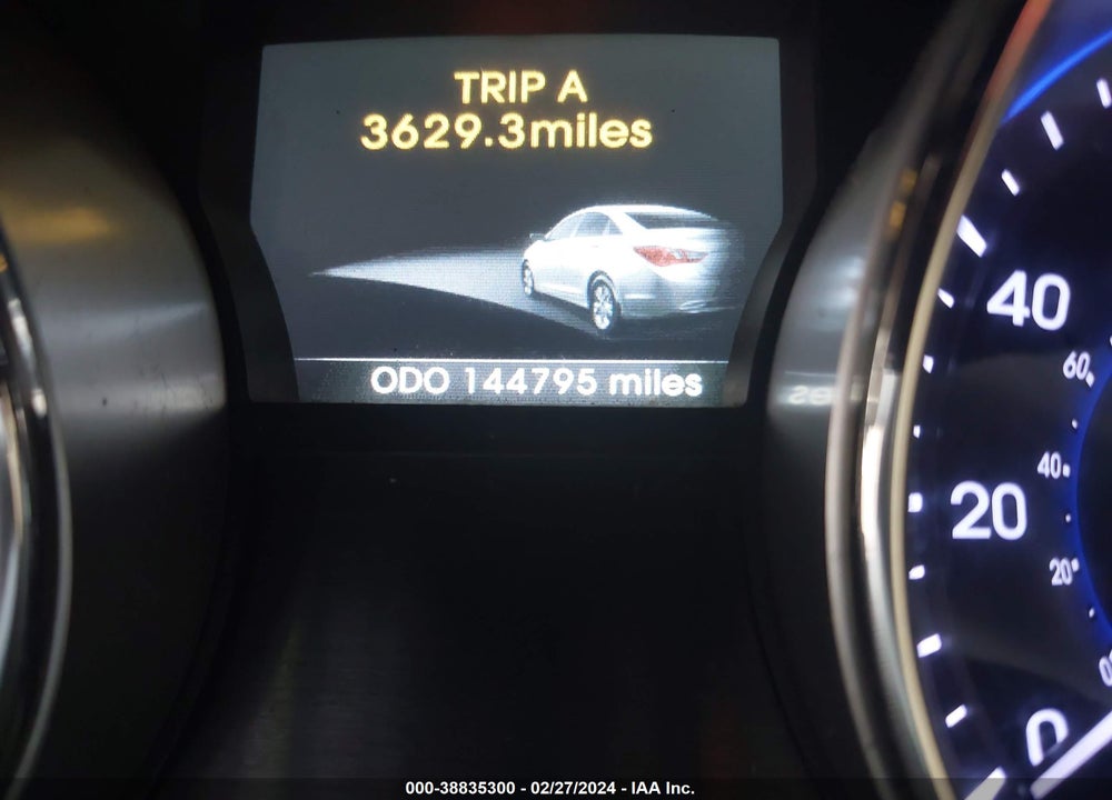2014 HYUNDAI SONATA LIMITED VIN: 5NPEC4AC2EH882246