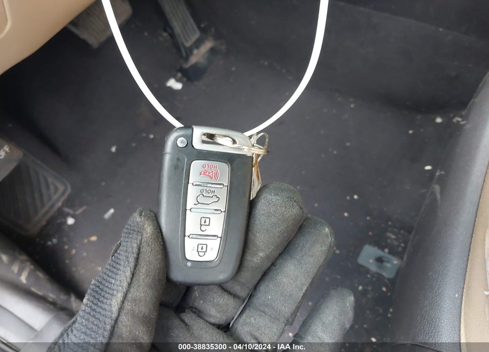 2014 HYUNDAI SONATA LIMITED VIN: 5NPEC4AC2EH882246