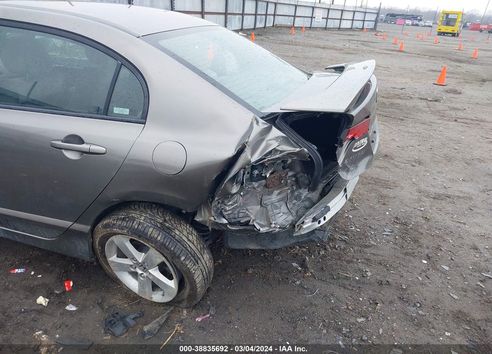 2008 HONDA CIVIC VIN: 1HGFA16858L004857