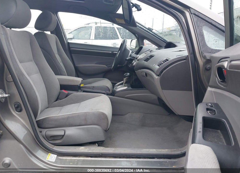 2008 HONDA CIVIC VIN: 1HGFA16858L004857