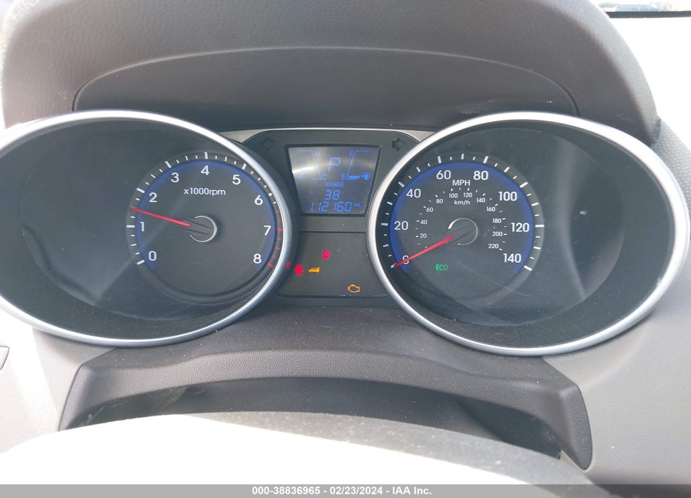2015 HYUNDAI TUCSON SE VIN: KM8JU3AG2FU084941