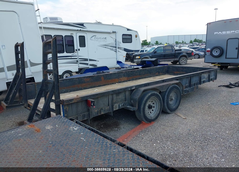 2005 TOP HAT INDUSTRIES INC UTILITY TRAILER VIN: 4RTBU20215T063529