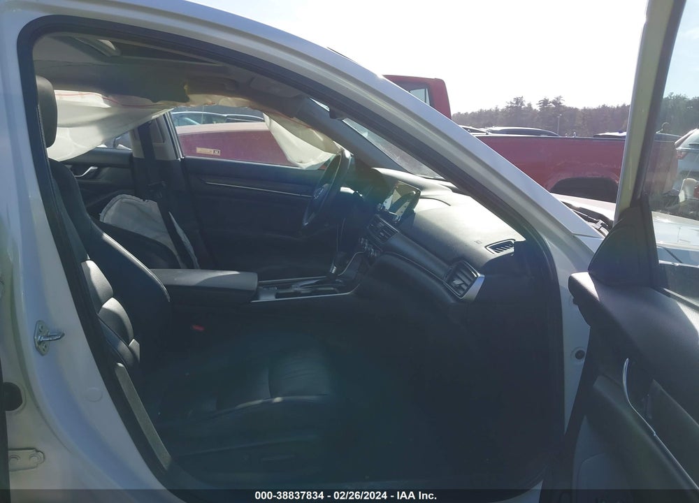 2018 HONDA ACCORD EX-L VIN: 1HGCV1F5XJA045385