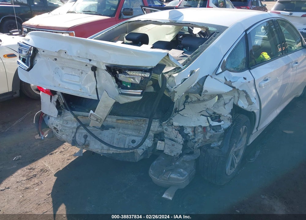 2018 HONDA ACCORD EX-L VIN: 1HGCV1F5XJA045385