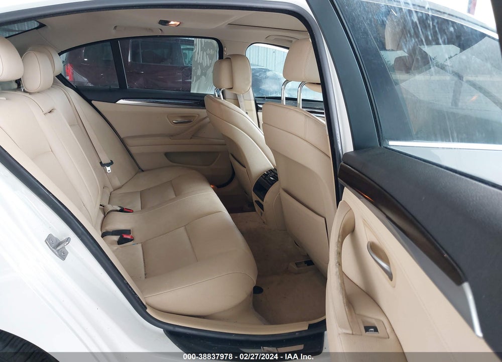 2013 BMW 528I VIN: WBAXG5C55DD231325