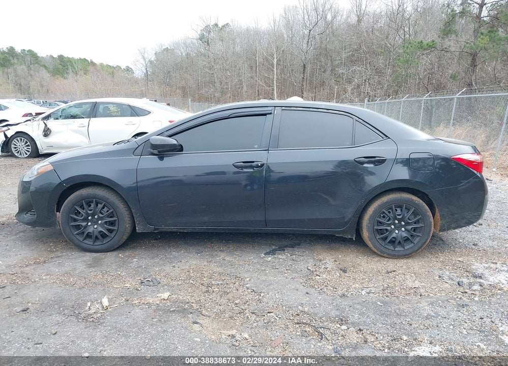 2017 TOYOTA COROLLA LE VIN: 5YFBURHE6HP660305