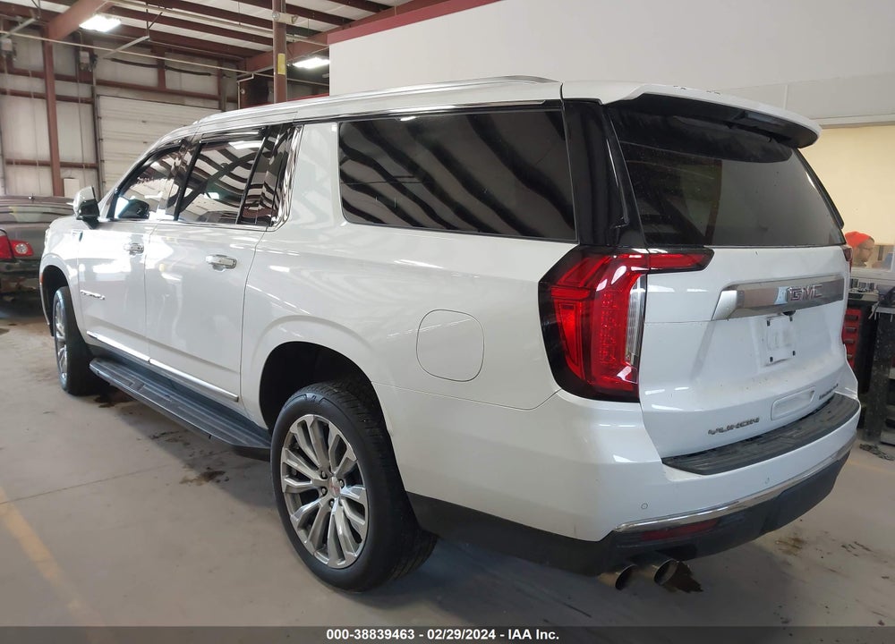 2022 GMC YUKON XL 4WD DENALI VIN: 1GKS2JKL2NR256096