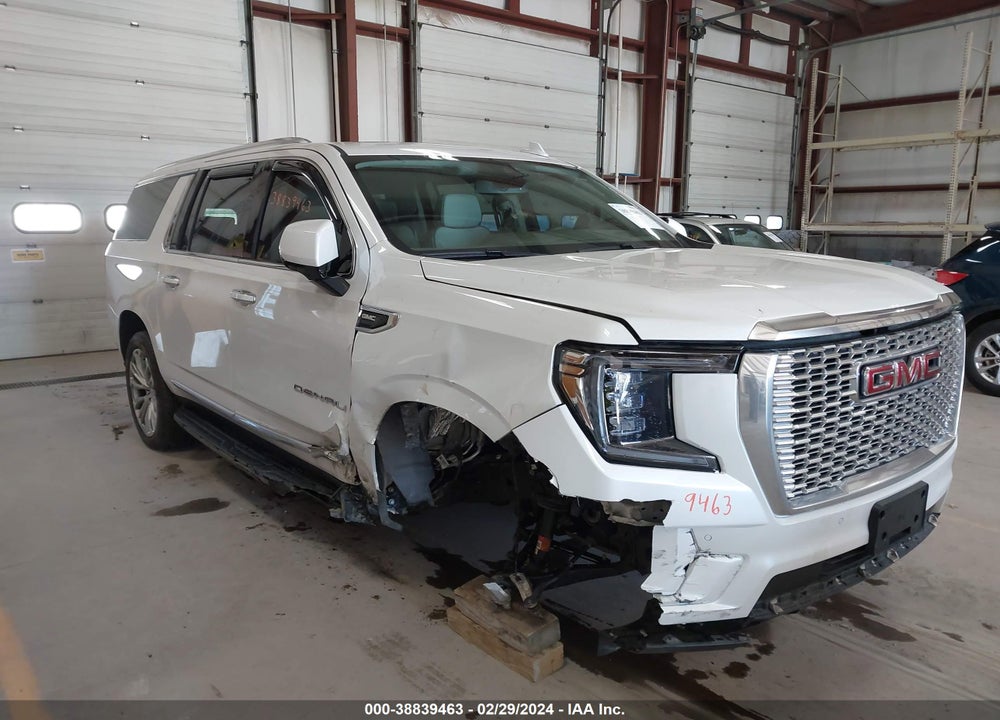 2022 GMC YUKON XL 4WD DENALI VIN: 1GKS2JKL2NR256096