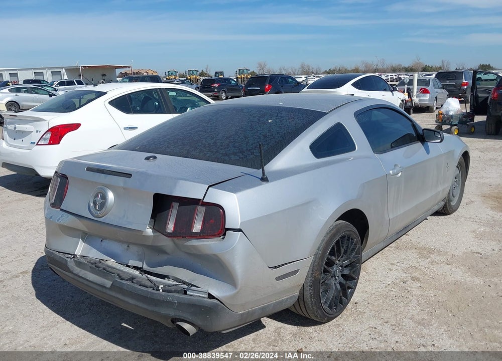 2011 FORD MUSTANG V6 PREMIUM VIN: 1ZVBP8AM0B5166218