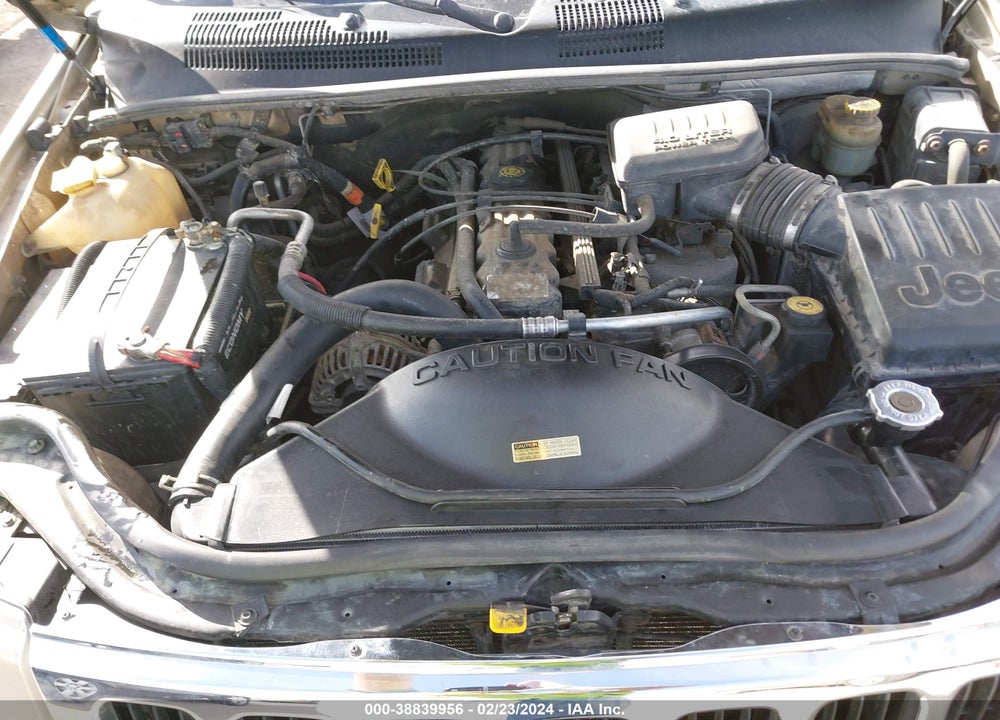 2001 JEEP GRAND CHEROKEE LAREDO VIN: 1J4GW48S61C588278