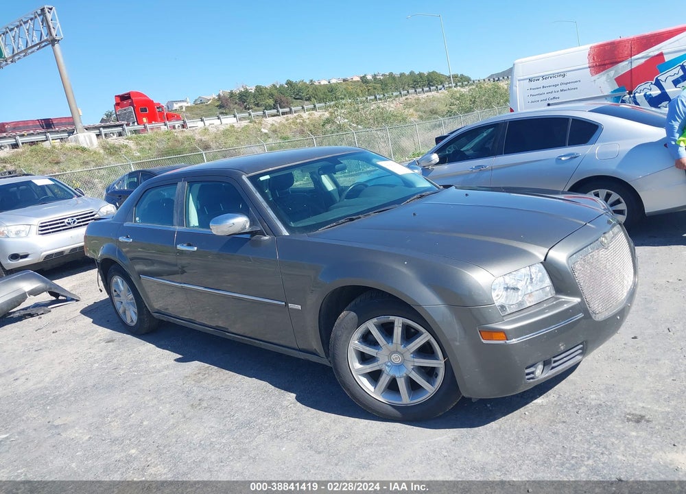 2010 CHRYSLER 300 TOURING/SIGNATURE SERIES/EXECUTIVE SERIES VIN: 2C3CA5CV9AH211181
