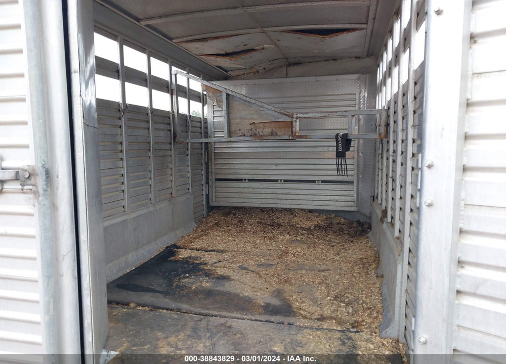 1993 FEATHERLITE MFG INC UNKNOWN VIN: 1FPL24208PA819544