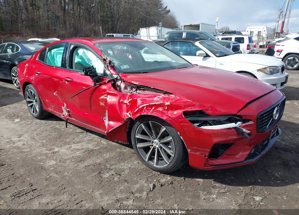 2021 VOLVO S60 T5 MOMENTUM VIN: 7JR102TZ4MG109313