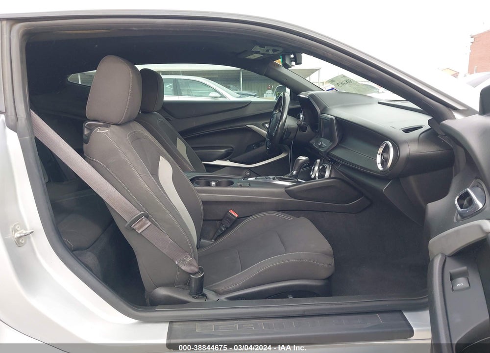 2017 CHEVROLET CAMARO 1LT VIN: 1G1FB1RX5H0188562