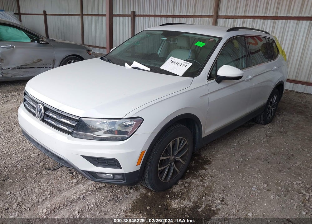 2018 VOLKSWAGEN TIGUAN 2.0T SE/2.0T SEL VIN: 3VV2B7AXXJM005648