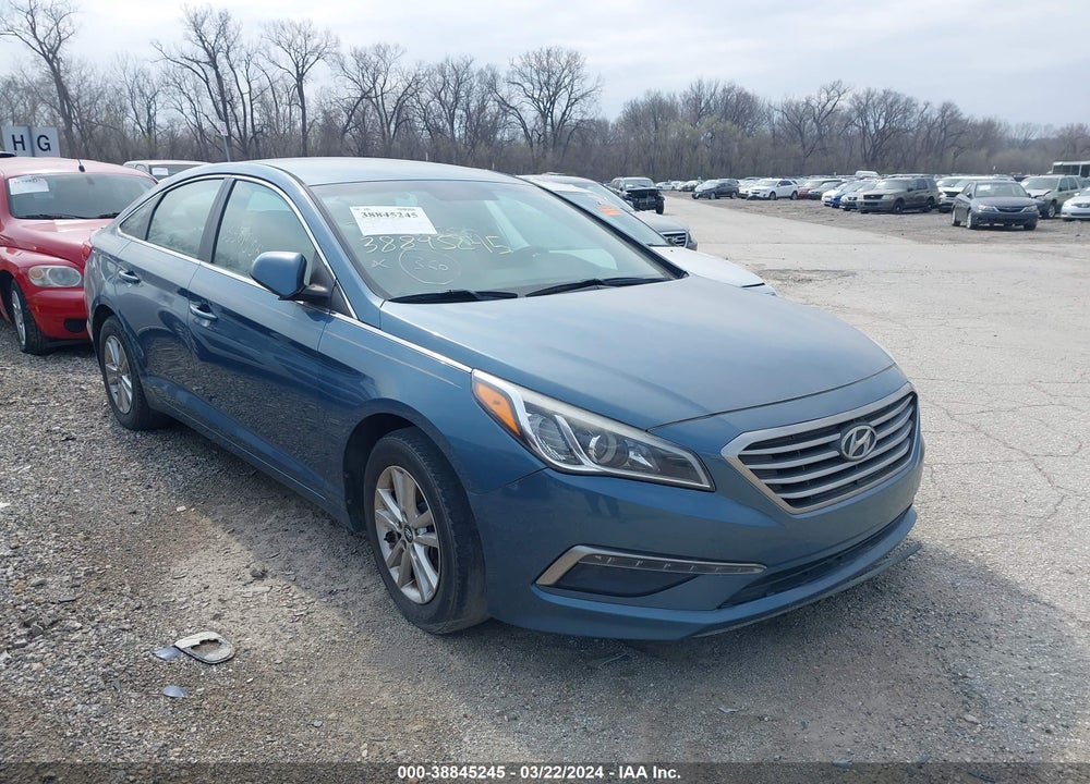 2015 HYUNDAI SONATA SE VIN: 5NPE24AF9FH052393