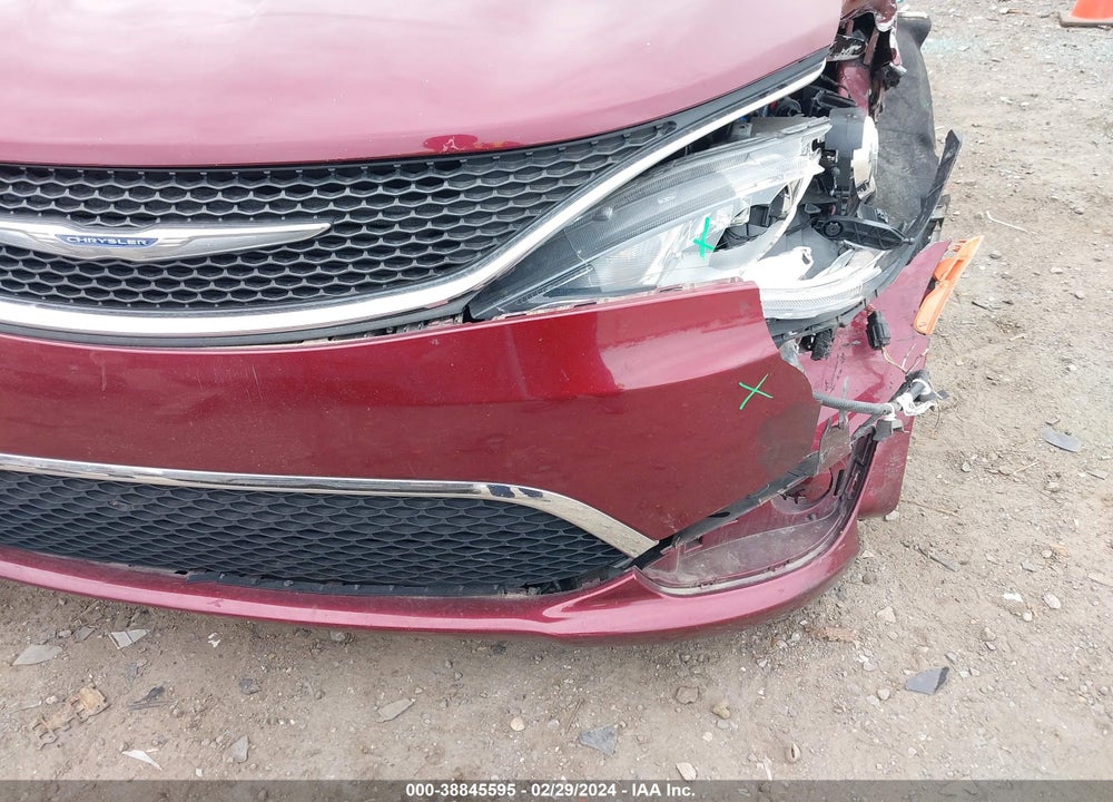 2018 CHRYSLER PACIFICA TOURING L VIN: 2C4RC1BG0JR128695