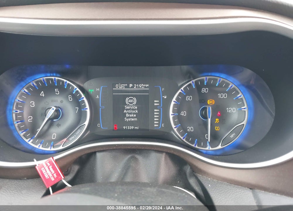 2018 CHRYSLER PACIFICA TOURING L VIN: 2C4RC1BG0JR128695