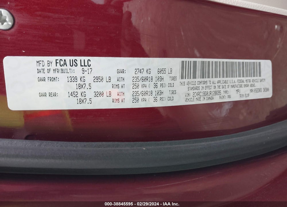 2018 CHRYSLER PACIFICA TOURING L VIN: 2C4RC1BG0JR128695