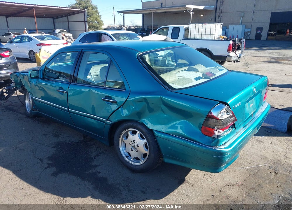 1998 MERCEDES-BENZ C 230 VIN: WDBHA23G1WA557067