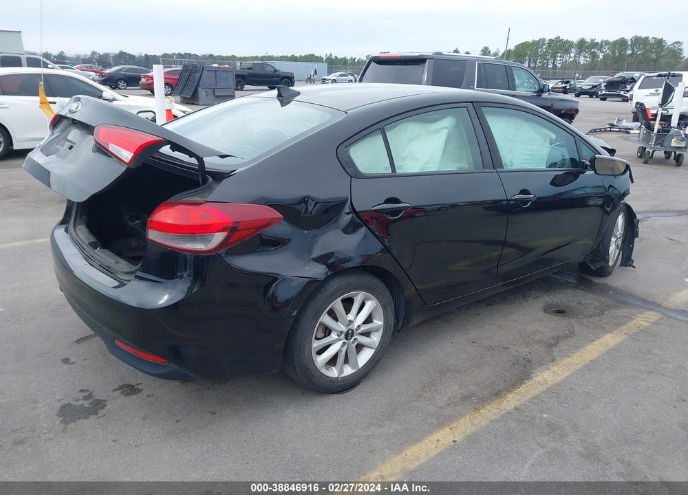 2017 KIA FORTE LX VIN: 3KPFL4A77HE018115