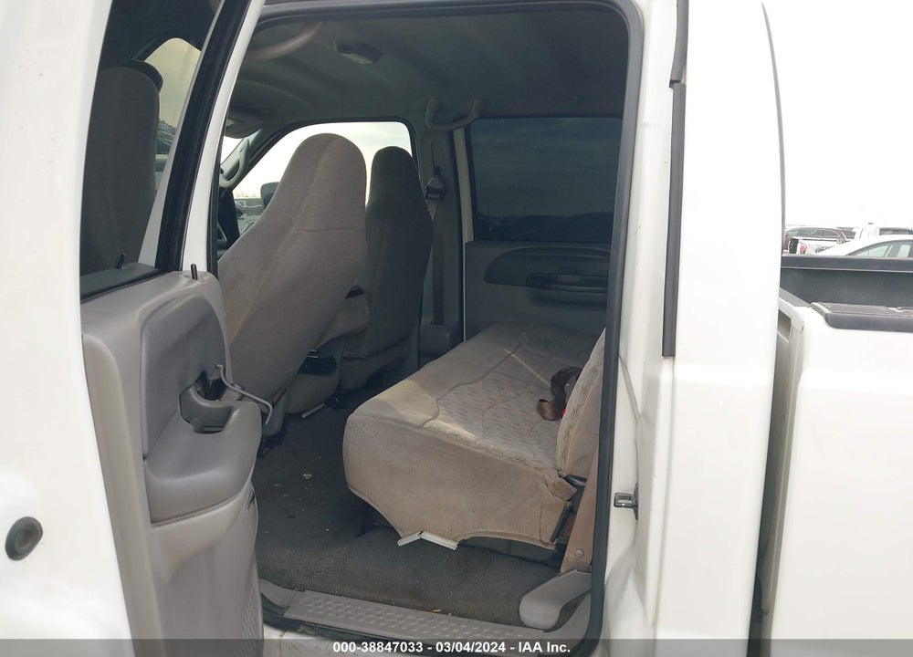 2000 FORD F-250 LARIAT/XL/XLT VIN: 1FTNW21FXYED38703