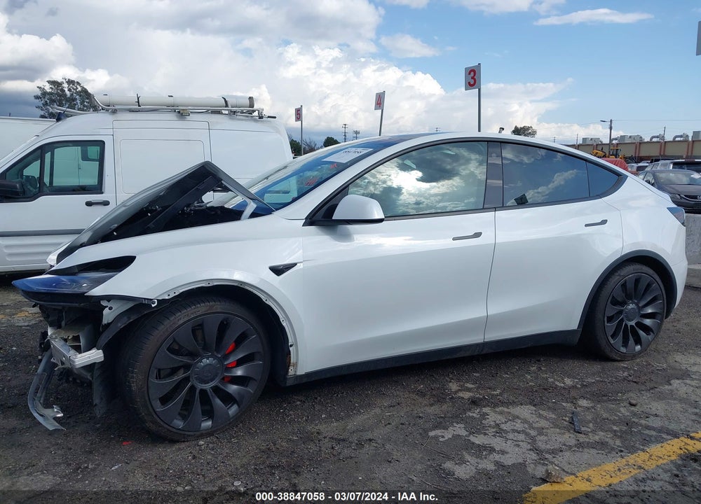 2022 TESLA MODEL Y PERFORMANCE DUAL MOTOR ALL-WHEEL DRIVE VIN: 7SAYGDEF8NF389520