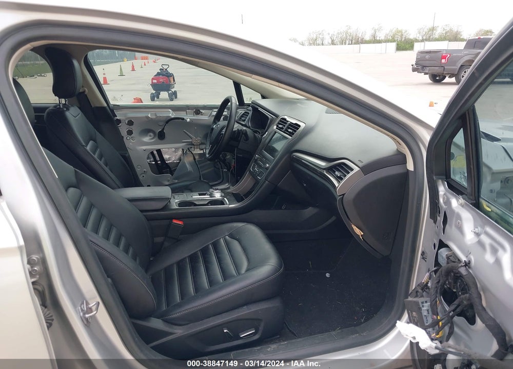 2019 FORD FUSION SEL VIN: 3FA6P0CD1KR170932