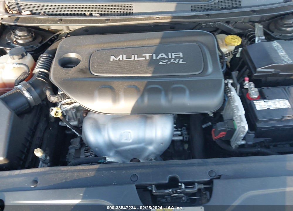 2015 CHRYSLER 200 LX VIN: 1C3CCCFB3FN547505