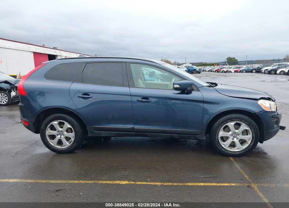 2010 VOLVO XC60 3.2 VIN: YV4960DZ5A2125111