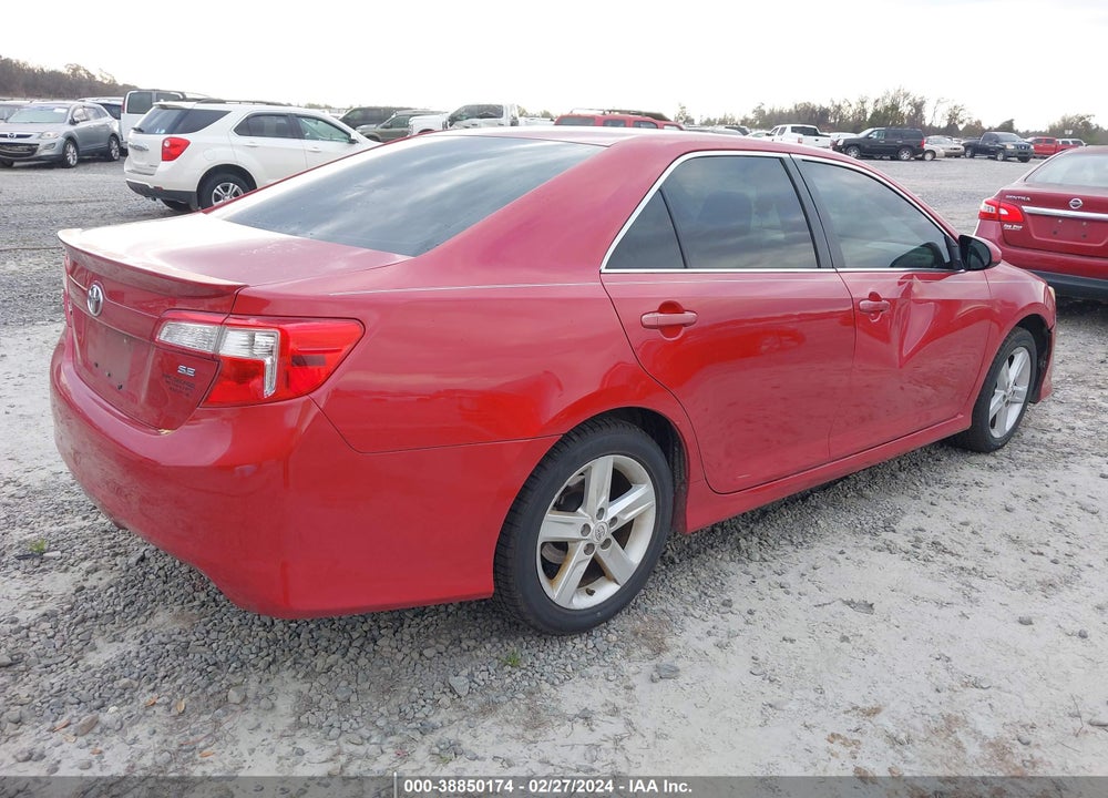 2013 TOYOTA CAMRY SE VIN: 4T1BF1FK7DU640738