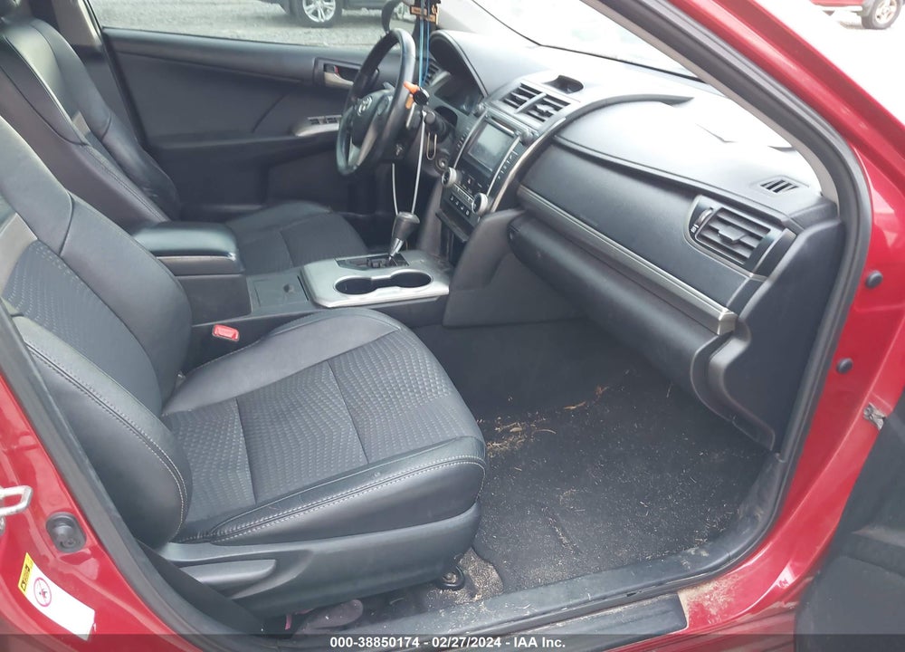 2013 TOYOTA CAMRY SE VIN: 4T1BF1FK7DU640738