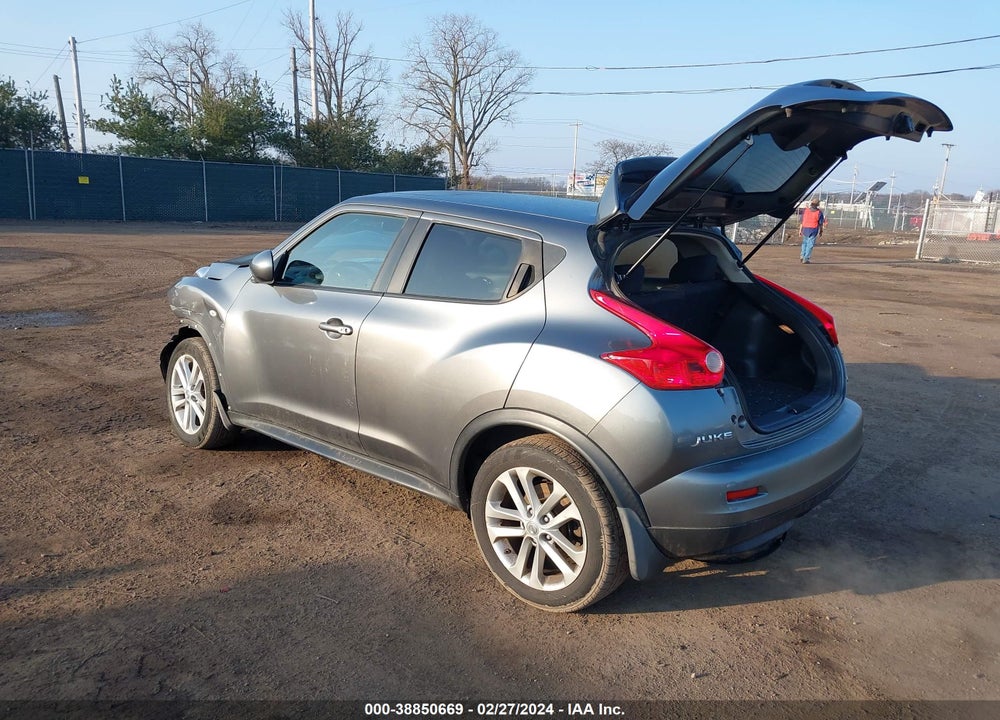 2011 NISSAN JUKE SV VIN: JN8AF5MV6BT022385