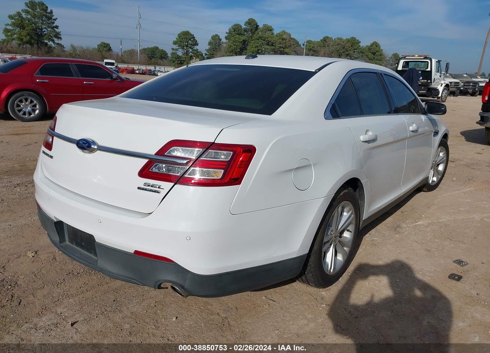 2015 FORD TAURUS SEL VIN: 1FAHP2E88FG141168
