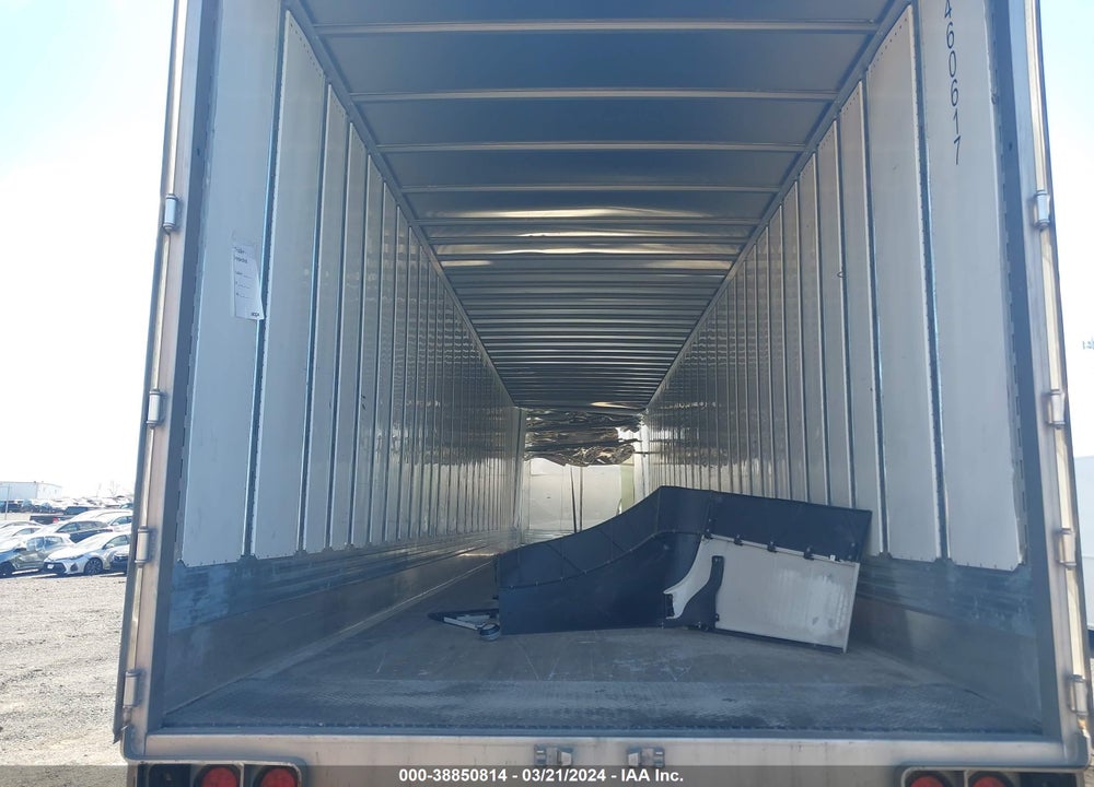 2022 UTILITY TRAILER MFG --- VIN: 1UYVS2539N3616415