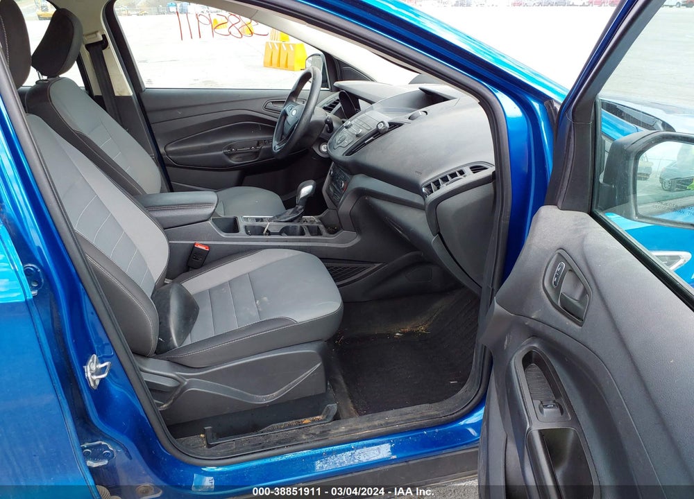 2019 FORD ESCAPE S VIN: 1FMCU0F75KUB53941