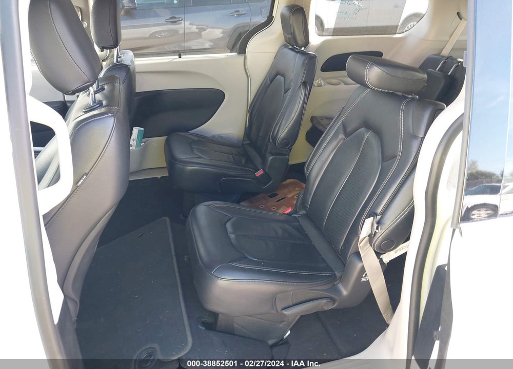 2022 CHRYSLER PACIFICA TOURING L VIN: 2C4RC1BG7NR186079