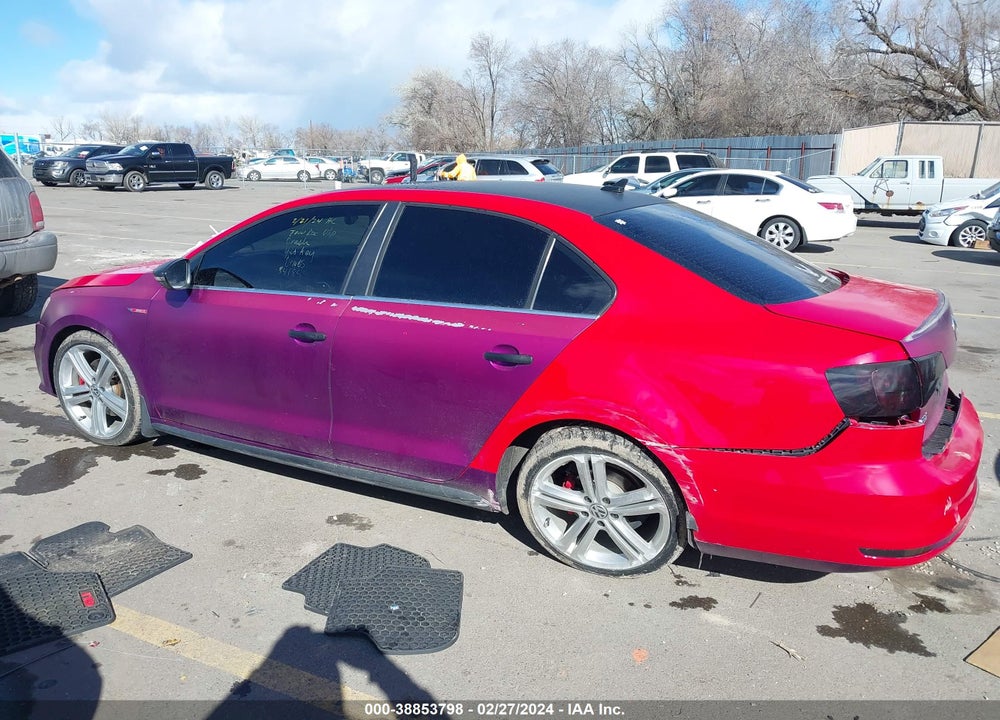 2015 VOLKSWAGEN JETTA 2.0T GLI SEL VIN: 3VW4S7AJ3FM341858