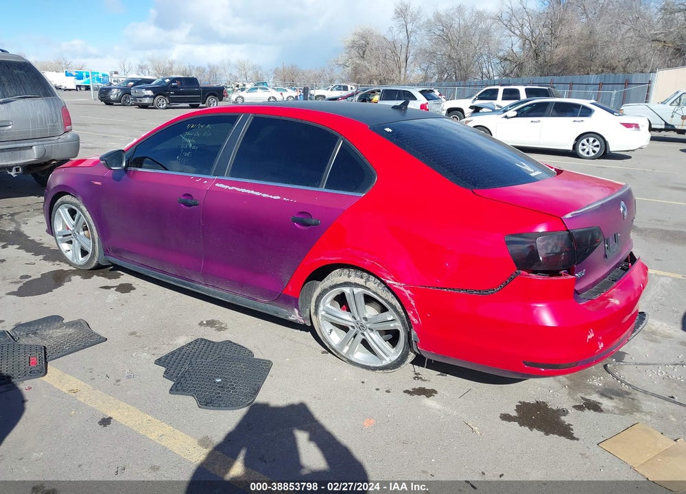 2015 VOLKSWAGEN JETTA 2.0T GLI SEL VIN: 3VW4S7AJ3FM341858