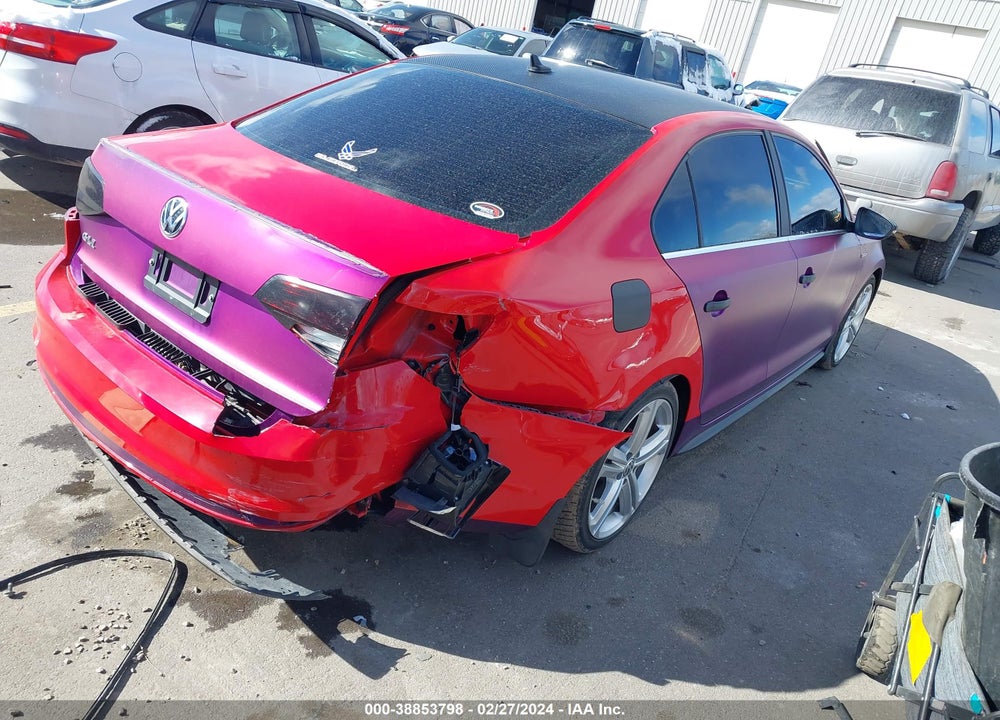 2015 VOLKSWAGEN JETTA 2.0T GLI SEL VIN: 3VW4S7AJ3FM341858