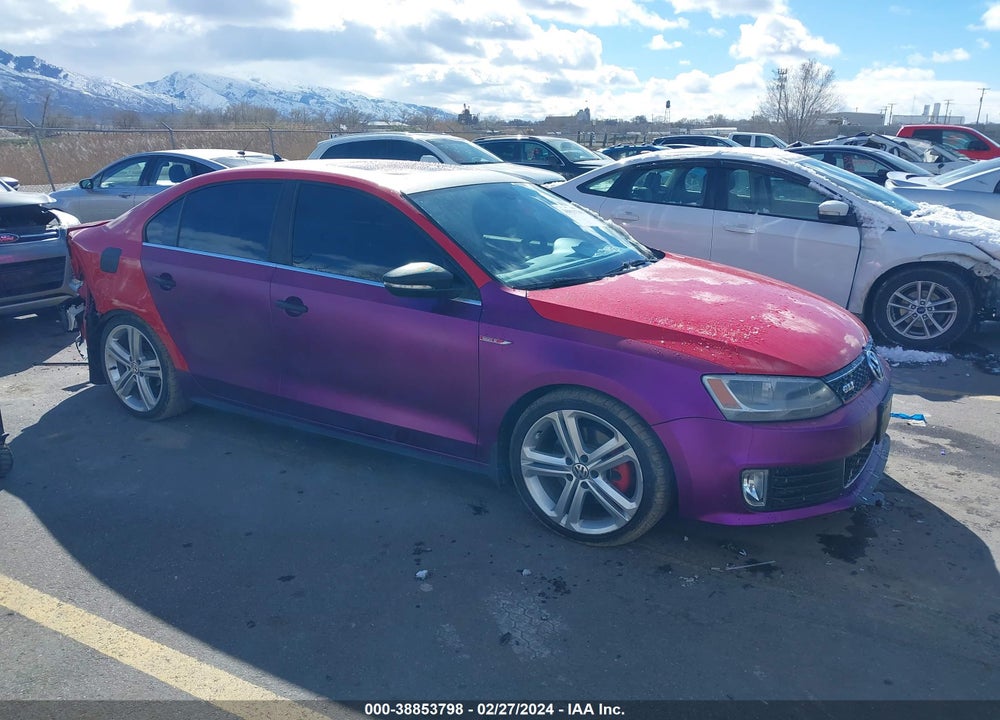 2015 VOLKSWAGEN JETTA 2.0T GLI SEL VIN: 3VW4S7AJ3FM341858