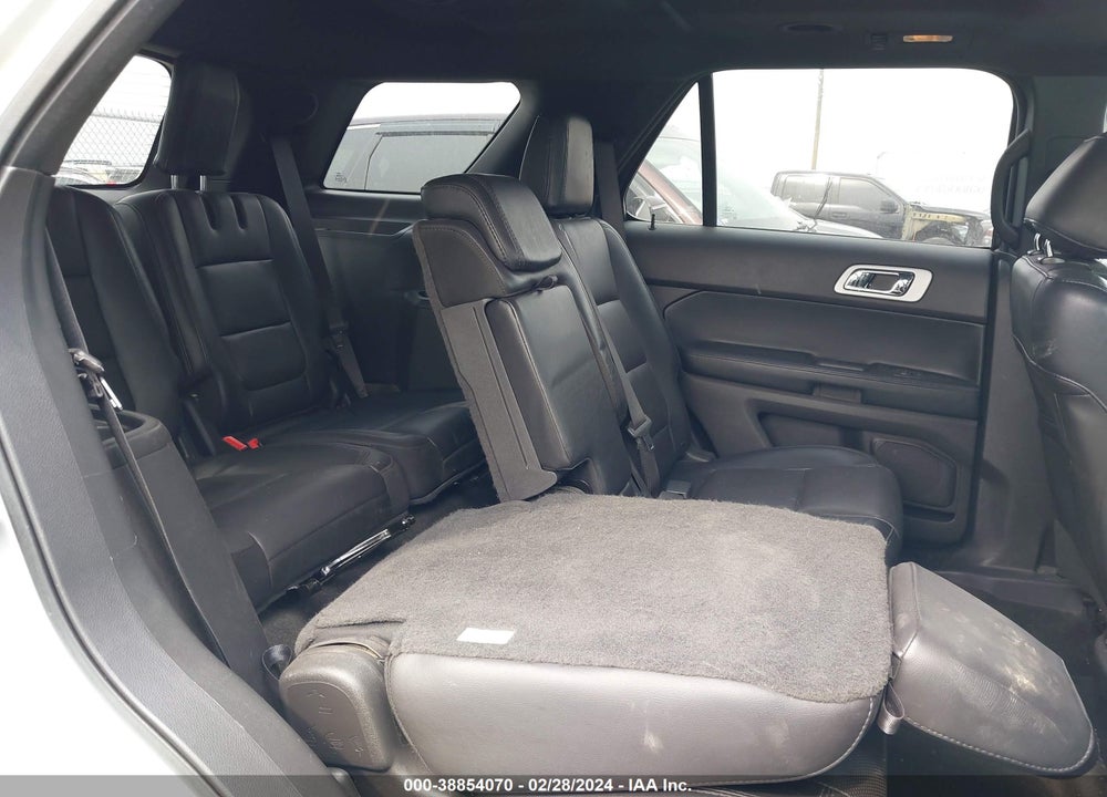 2015 FORD EXPLORER VIN: 1FM5K7F84FGA85779