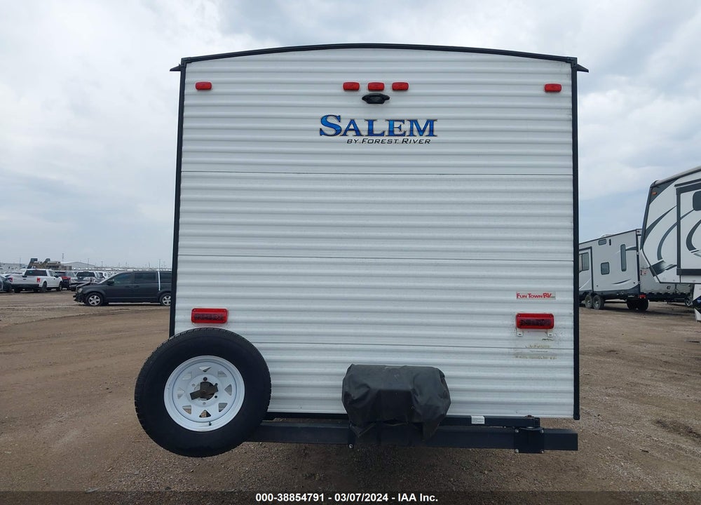 2018 FOREST RIVER SALEM VIN: 4X4TSMF23JA321639
