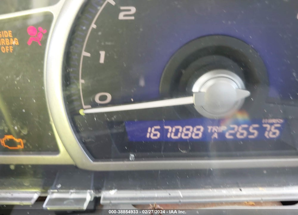 2011 HONDA CIVIC LX VIN: 19XFA1F58BE036061